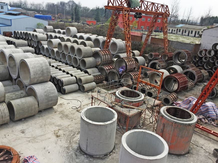 立式振動(dòng)生產(chǎn)區(qū)